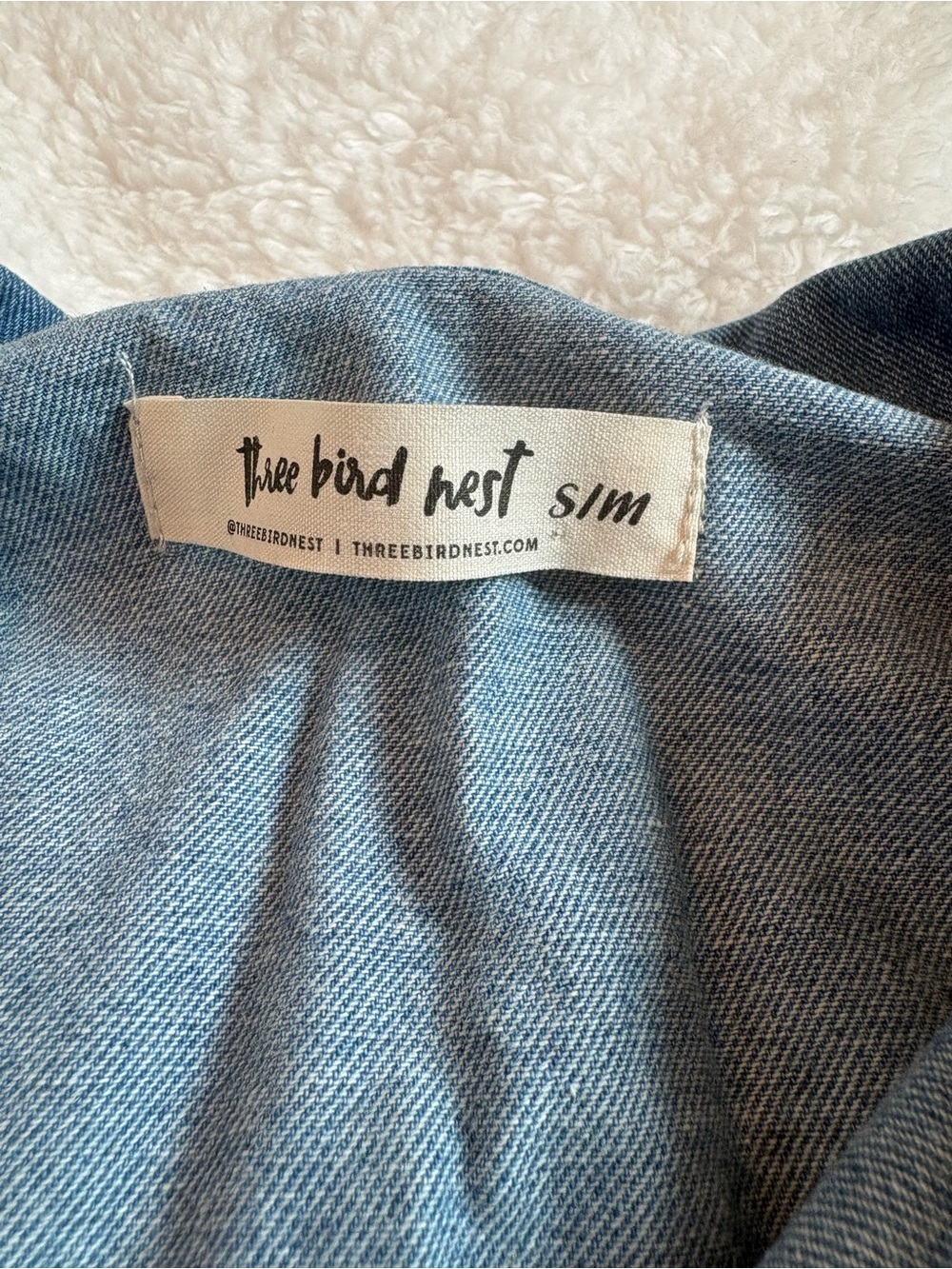 Three Bird Nest Scottie Ruffle Denim Jacket S/M Cropped Boho Jean Jacket - Picture 11 of 12